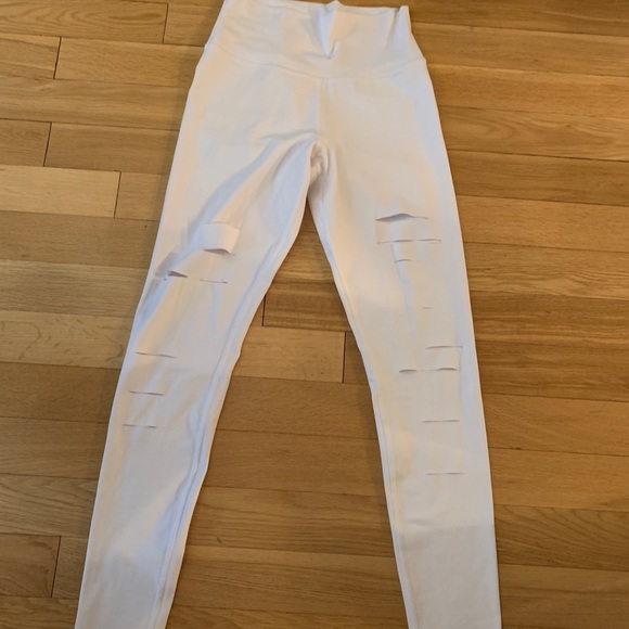 Alo Yoga High-Waist Ripped Warrior Leggings - Picture 4 of 6